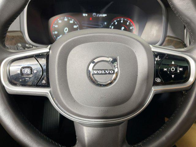 Photo of 2018 Bright Silver Metallic Volvo S90