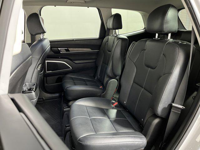 Photo of 2022 Wolf Gray Kia Telluride