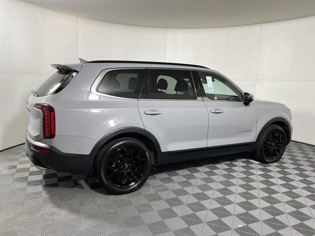 Photo of 2022 Wolf Gray Kia Telluride