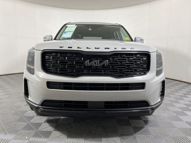 Photo of 2022 Wolf Gray Kia Telluride