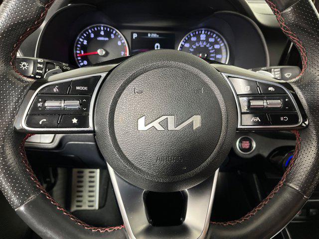 Photo of 2022 Currant Red Kia Forte