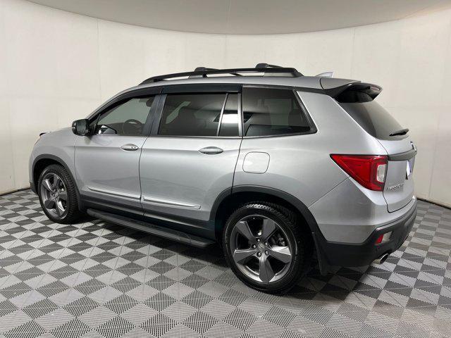 Photo of 2021 Lunar Silver Metallic Honda Passport