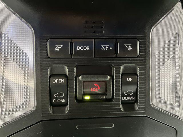 Photo of 2021 Blizzard Pearl/Midnight Black Metallic Toyota RAV4 Hybrid