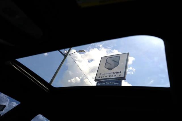Photo of 2022 White Knuckle Clearcoat Dodge Charger