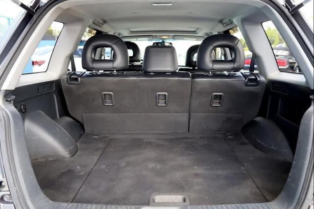 Photo of 2006 Graphite Gray Pearl Mitsubishi Outlander