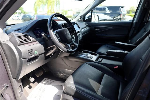 Photo of 2021 Crystal Black Pearl Honda Pilot