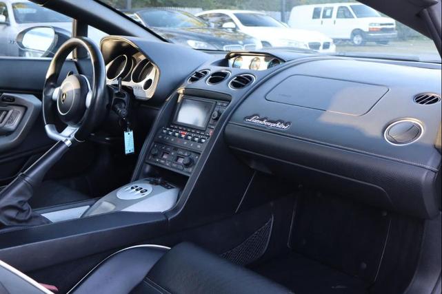 Photo of 2008 Bianco Monocerus Lamborghini Gallardo