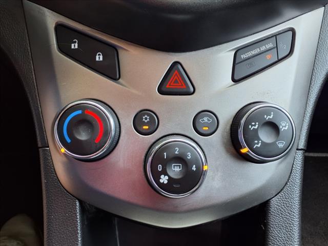 Photo of 2014 Silver Chevrolet Sonic