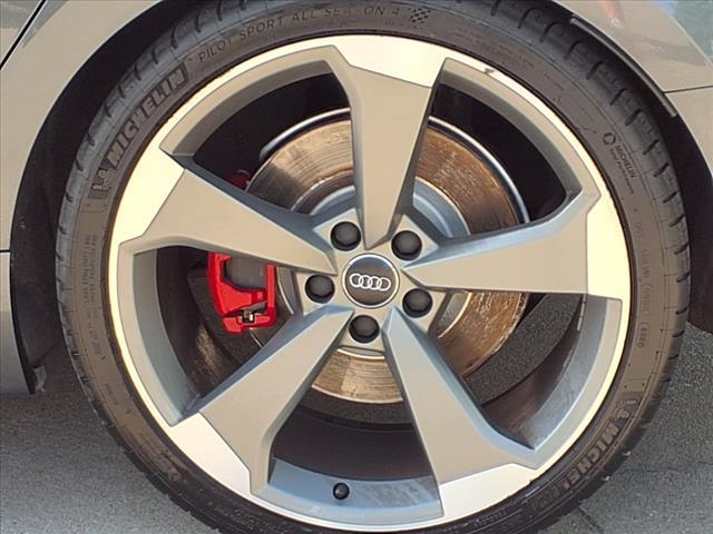 Photo of 2019 Daytona Gray Pearl Effect Audi S5