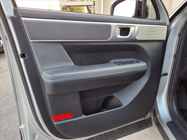 Photo of 2025 Shimmering Silver Hyundai SANTA FE