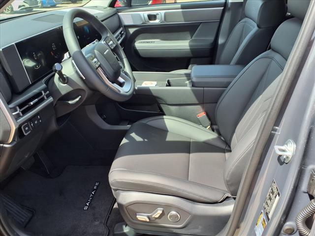 Photo of 2025 Gray Hyundai SANTA FE