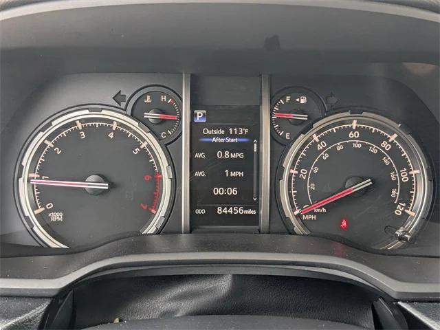 Photo of 2022 White Toyota 4Runner