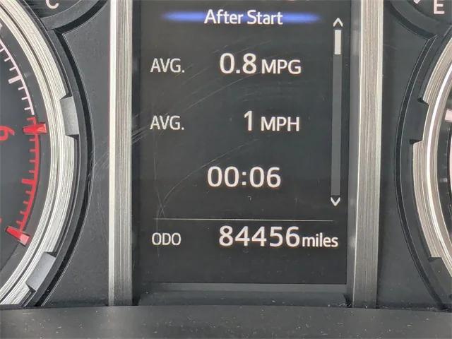 Photo of 2022 White Toyota 4Runner