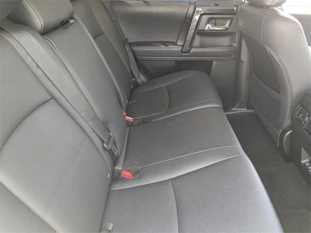 Photo of 2022 White Toyota 4Runner