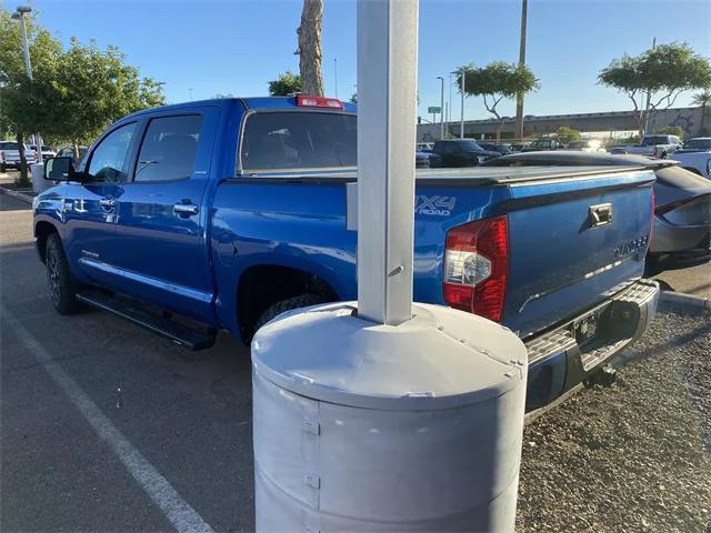 Photo of 2017 Blazing Blue Pearl Toyota Tundra