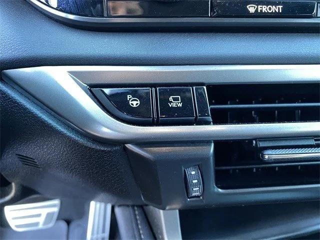 Photo of 2023 Iridium Lexus RX 500h