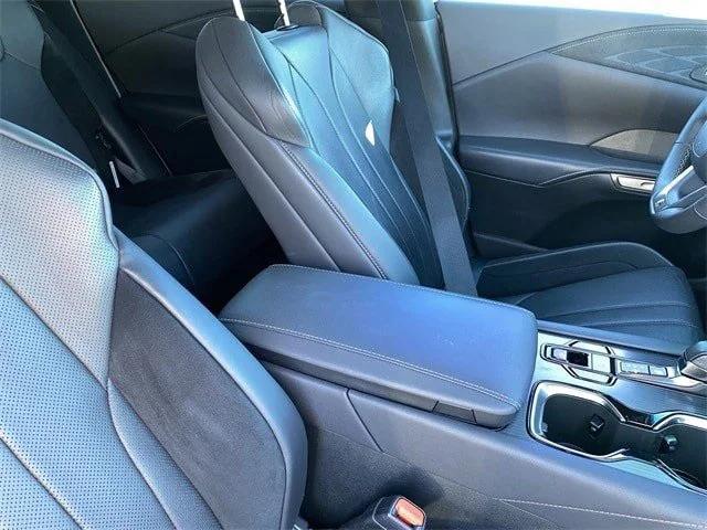Photo of 2023 Iridium Lexus RX 500h
