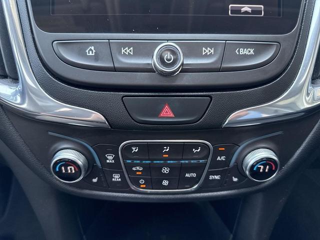 Photo of 2018 Summit White Chevrolet Equinox