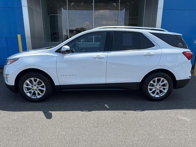 Photo of 2018 Summit White Chevrolet Equinox