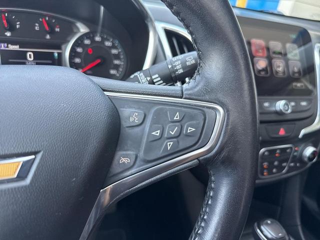 Photo of 2018 Summit White Chevrolet Equinox