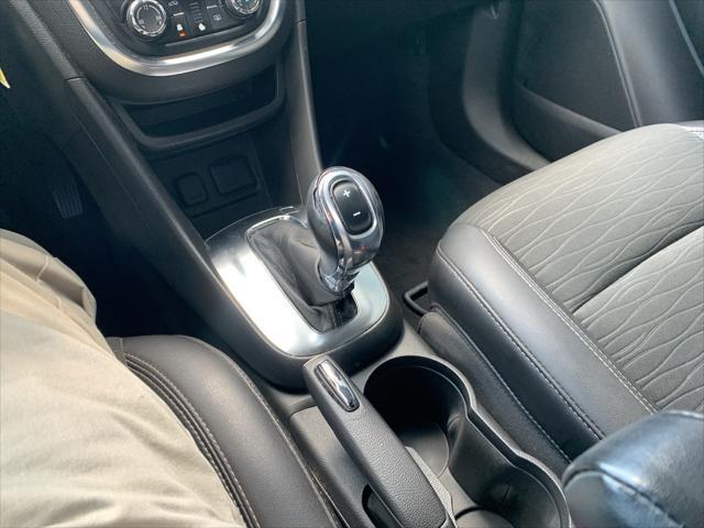 Photo of 2016 Quicksilver Metallic Buick Encore