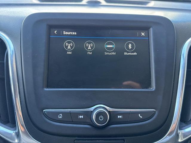 Photo of 2019 Sandy Ridge Metallic Chevrolet Equinox