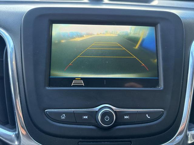 Photo of 2019 Sandy Ridge Metallic Chevrolet Equinox