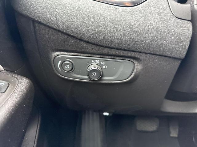 Photo of 2024 Summit White Chevrolet Equinox