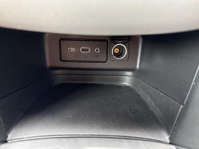 Photo of 2024 Summit White Chevrolet Equinox