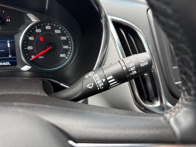 Photo of 2024 Summit White Chevrolet Equinox