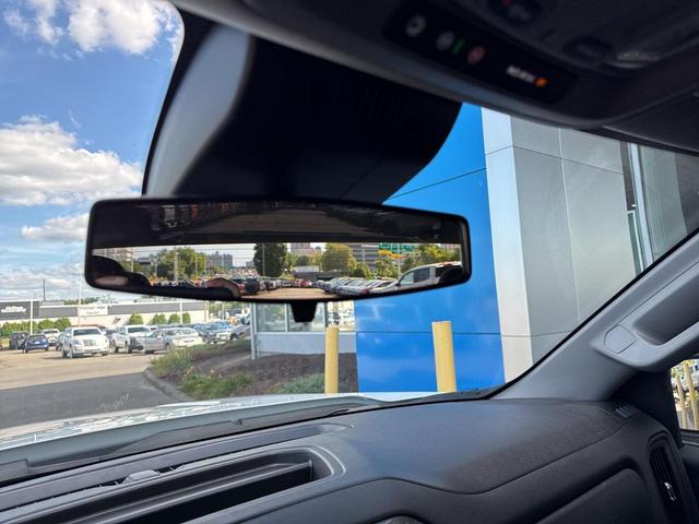 Photo of 2025 Summit White Chevrolet Silverado 1500