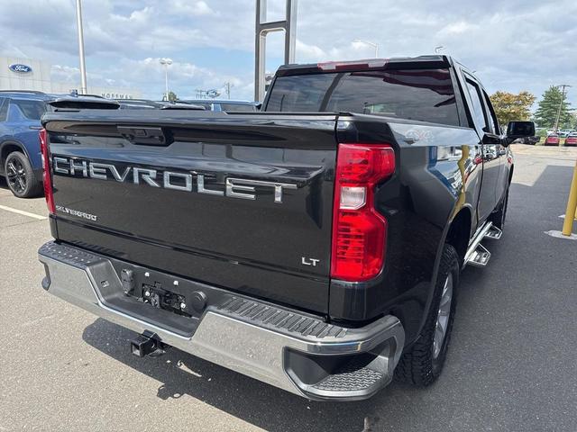 Photo of 2022 Black Chevrolet Silverado 1500