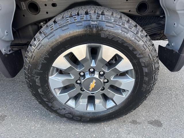 Photo of 2025 Slate Gray Metallic Chevrolet Silverado 2500