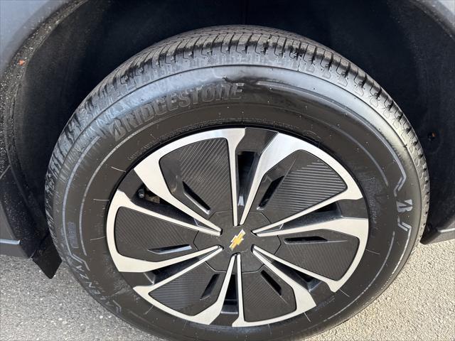 Photo of 2025 Galaxy Gray Metallic Chevrolet Blazer EV