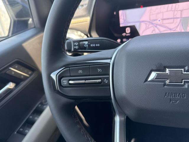 Photo of 2025 Reef Blue Metallic Chevrolet Colorado