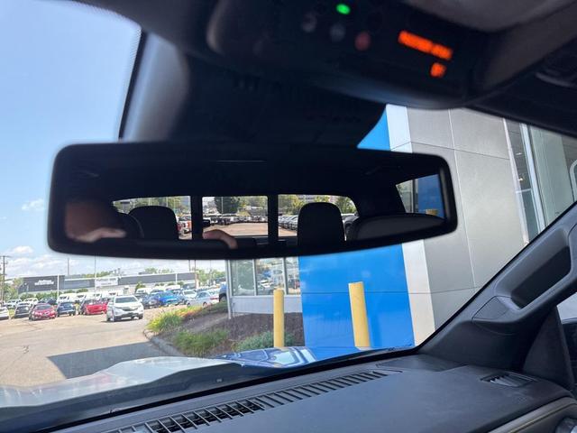 Photo of 2025 Reef Blue Metallic Chevrolet Colorado