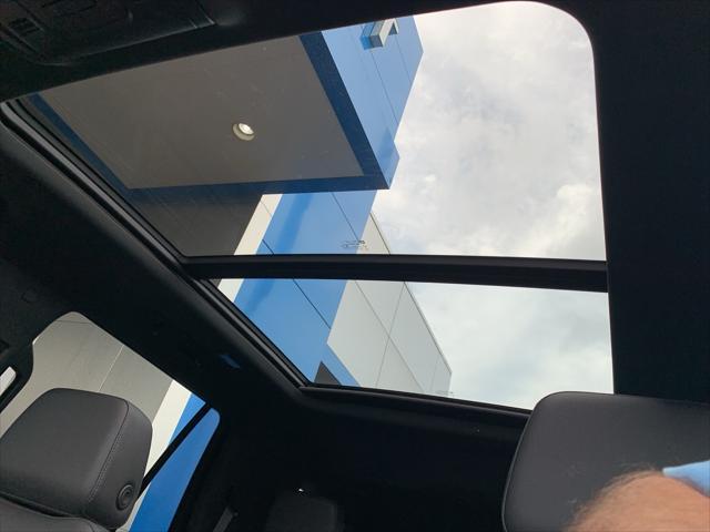 Photo of 2022 Black Chevrolet Tahoe