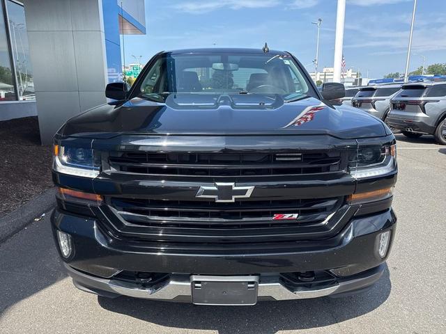 Photo of 2019 Black Chevrolet Silverado 1500