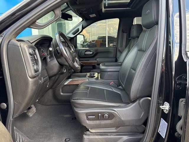Photo of 2022 Black Chevrolet Silverado 3500