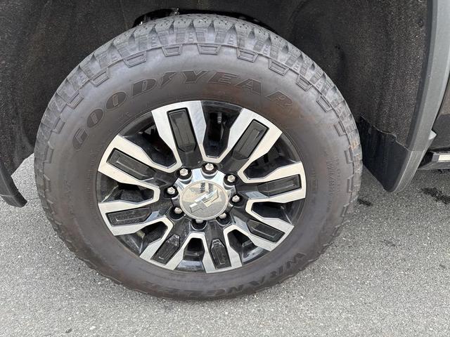 Photo of 2022 Black Chevrolet Silverado 3500
