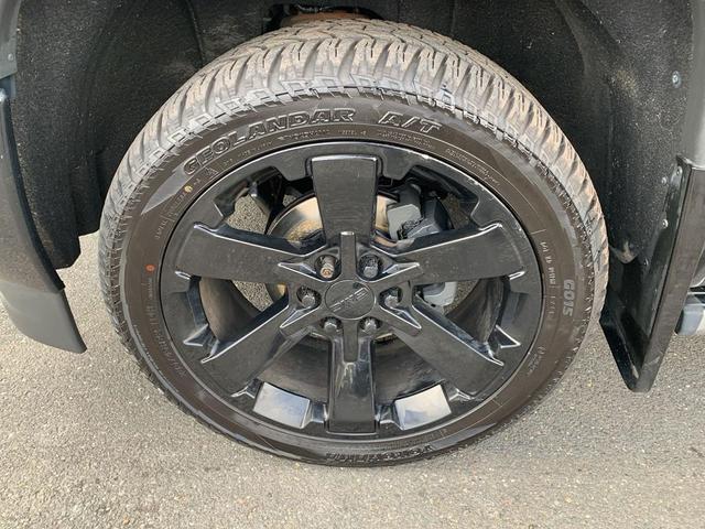 Photo of 2018 Onyx Black GMC Sierra 1500