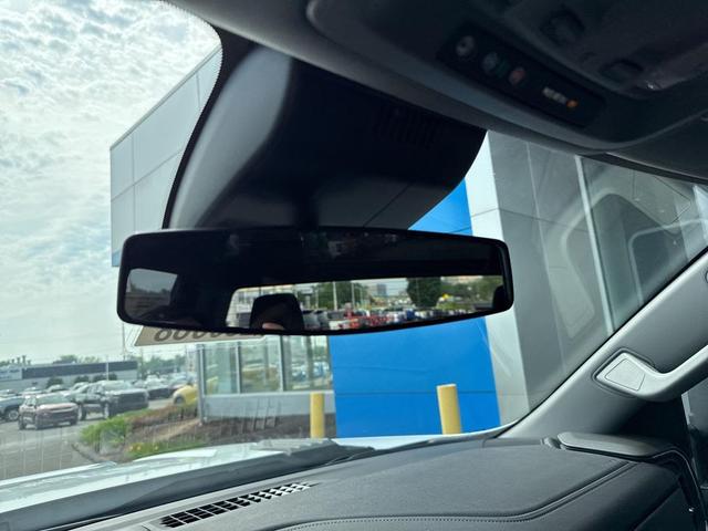 Photo of 2025 Summit White Chevrolet Silverado 2500