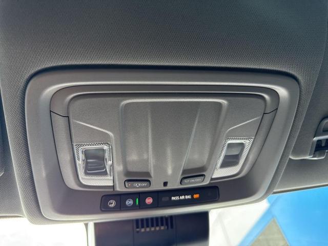 Photo of 2025 Summit White Chevrolet Silverado 2500