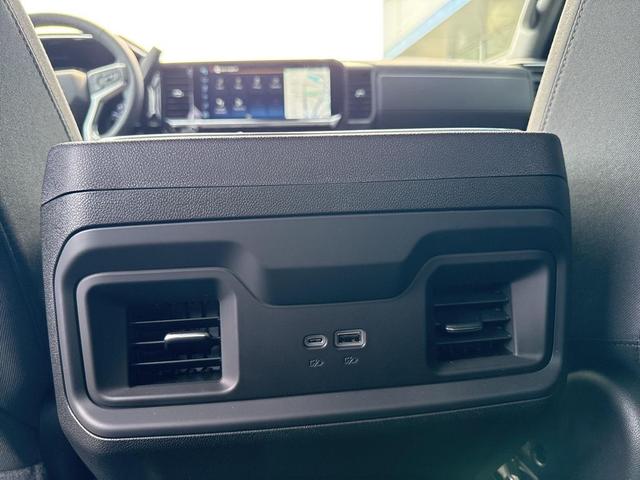 Photo of 2025 Summit White Chevrolet Silverado 2500