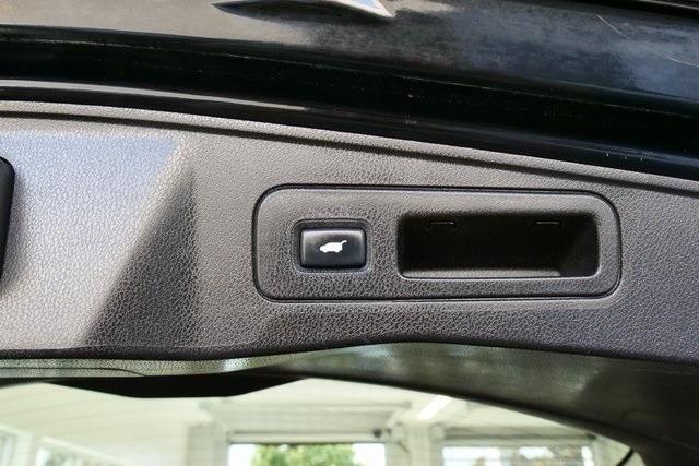 Photo of 2012 Black Acura MDX