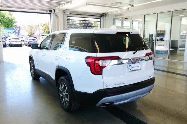 Photo of 2023 Summit White GMC Acadia