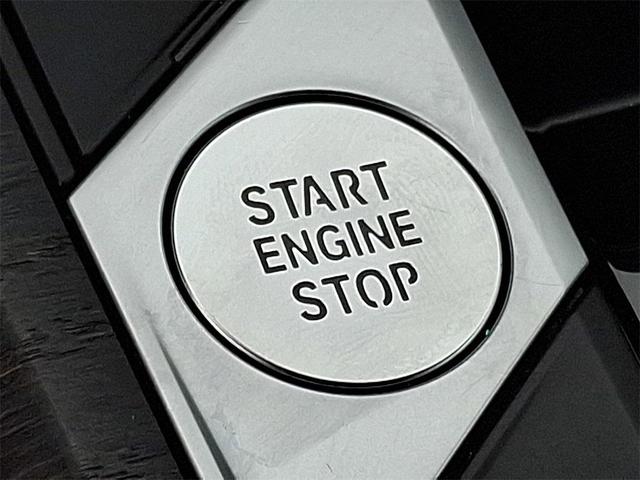 Photo of 2024 White BMW 430