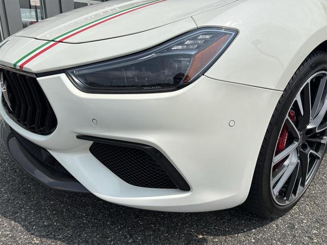 Photo of 2021 Bianco Maserati Ghibli