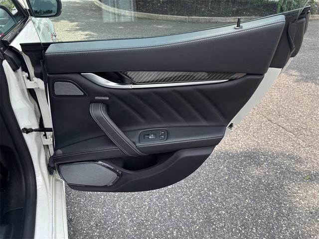 Photo of 2021 Bianco Maserati Ghibli