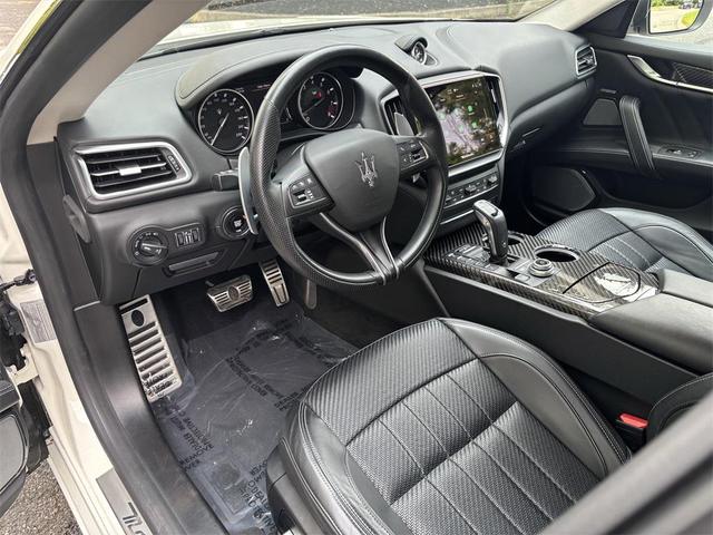 Photo of 2021 Bianco Maserati Ghibli